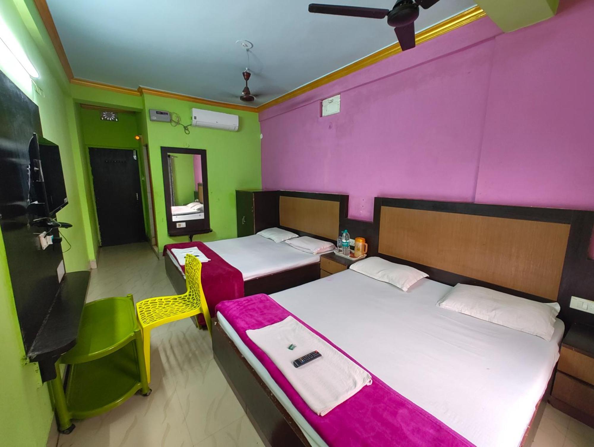 Goroomgo Samrat Palace Puri Near Sea Beach With Parking Facilities - Restaurant Available - Couple Friendly Екстер'єр фото