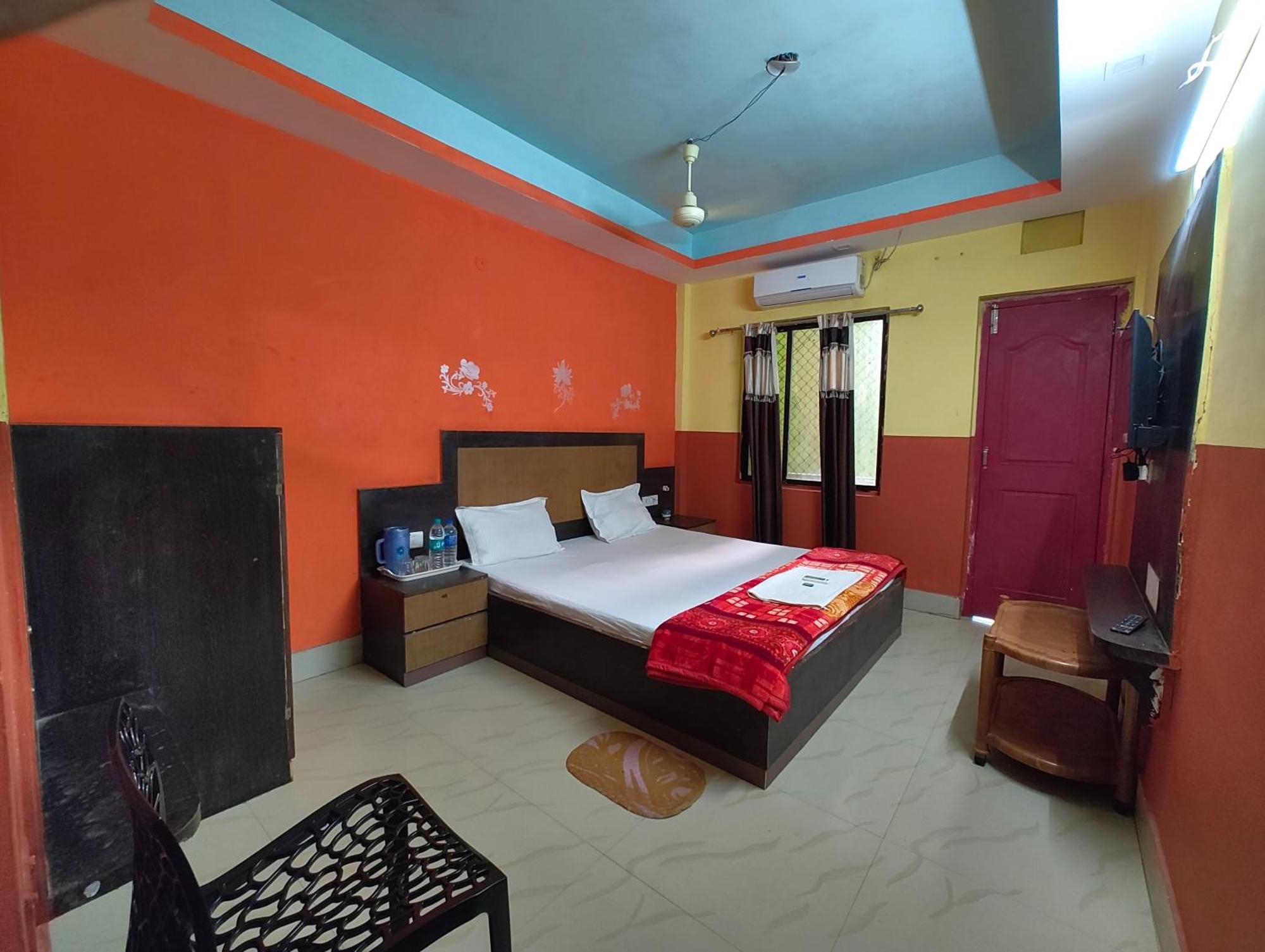 Goroomgo Samrat Palace Puri Near Sea Beach With Parking Facilities - Restaurant Available - Couple Friendly Екстер'єр фото