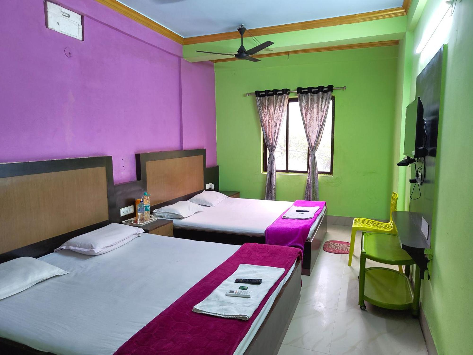 Goroomgo Samrat Palace Puri Near Sea Beach With Parking Facilities - Restaurant Available - Couple Friendly Екстер'єр фото